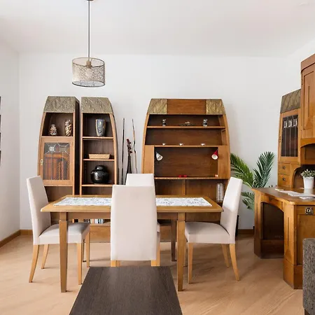 For Couples, Families And Groups, Barcelona Center-2